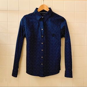 Banana Republic Non-Ironed Fitted Shirt
Size 6P